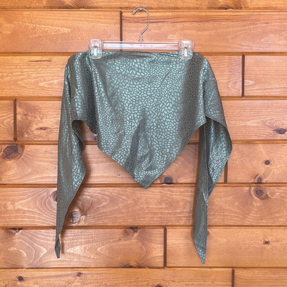 Endless Blu. Summer Festival Tie Top in Sage Green Large